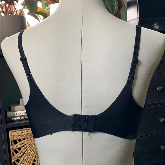 Victoria’s Secret lined Demi bra - Picture 3 of 6